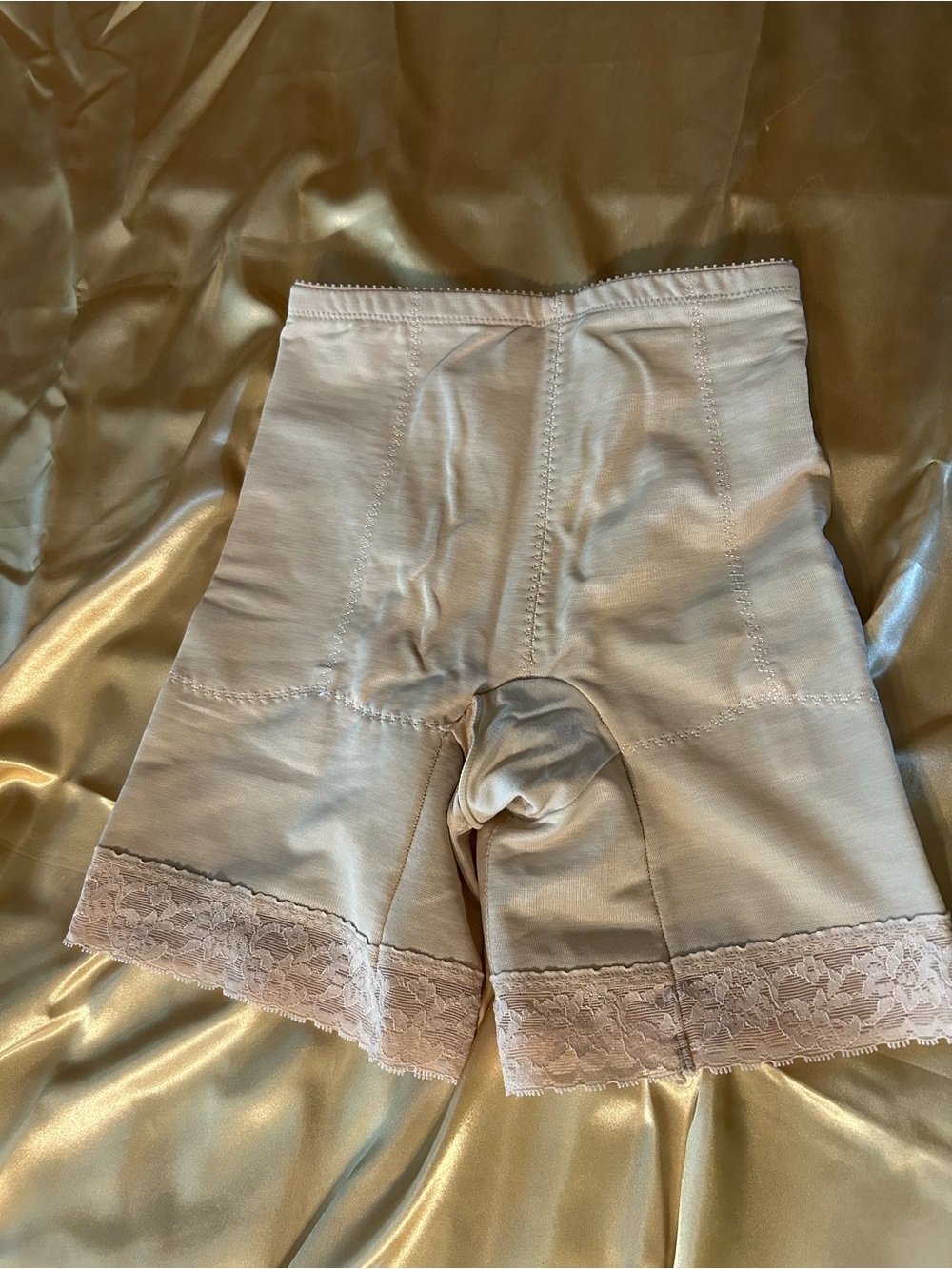 Body shaper - Picture 2 of 3